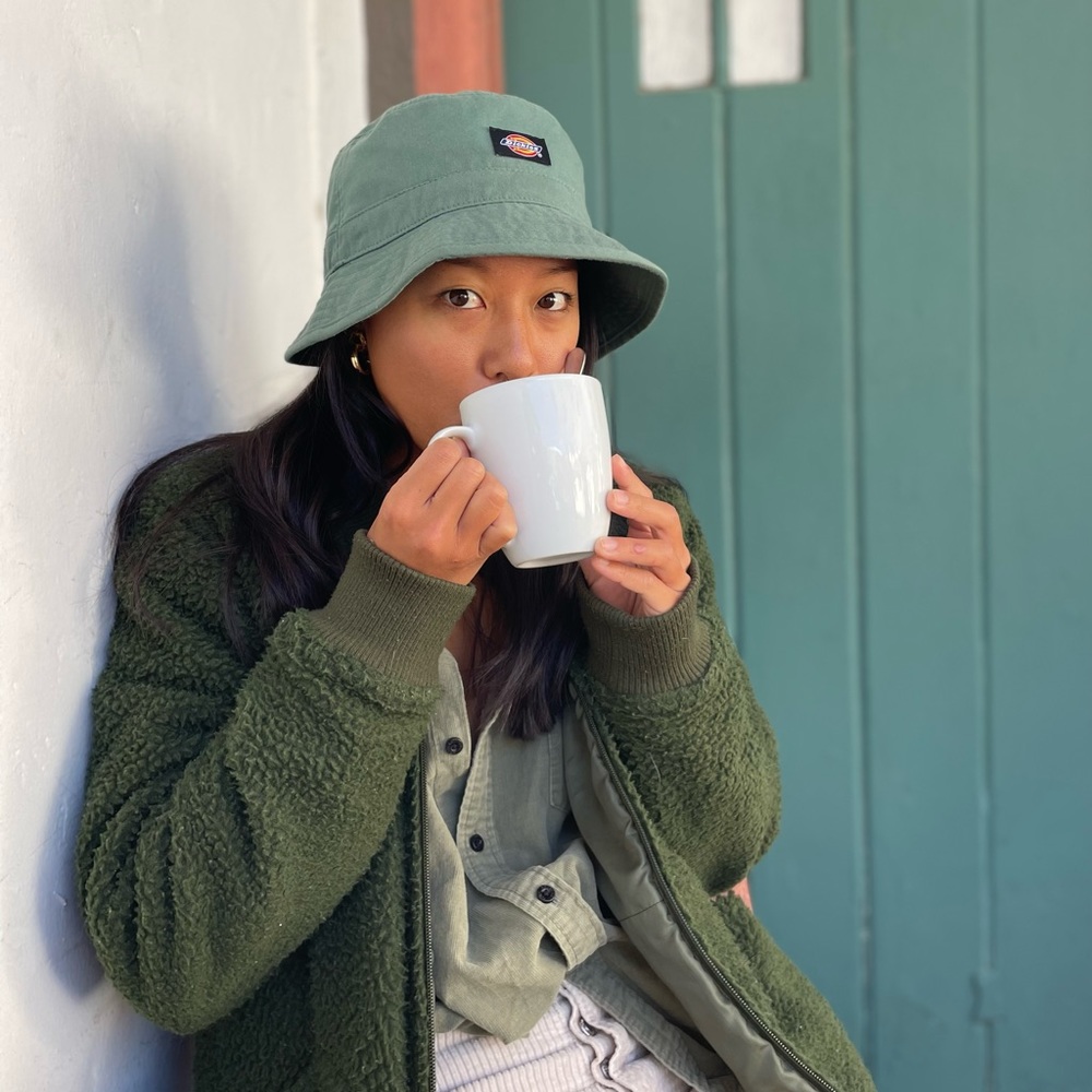 Meet your Posher, Helen